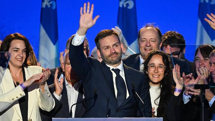 Parti Québécois wins Quebec minority government, with referendum pledge intact
